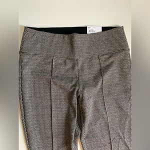 New with tags Nine West for Kohl’s houndstooth leggings, size medium